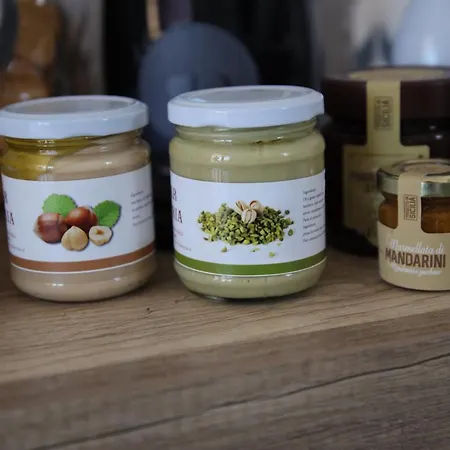 Valenti & Relax فندق مبيت وإفطار 4*