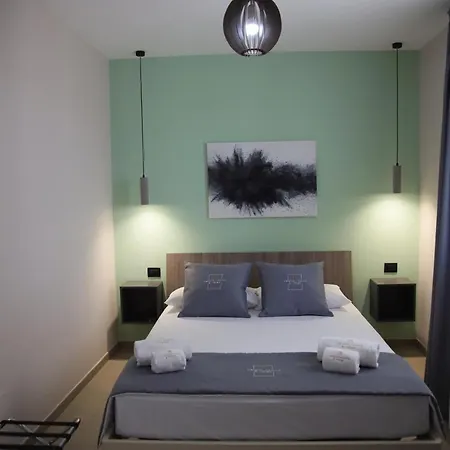 فندق مبيت وإفطار Valenti & Relax 4*