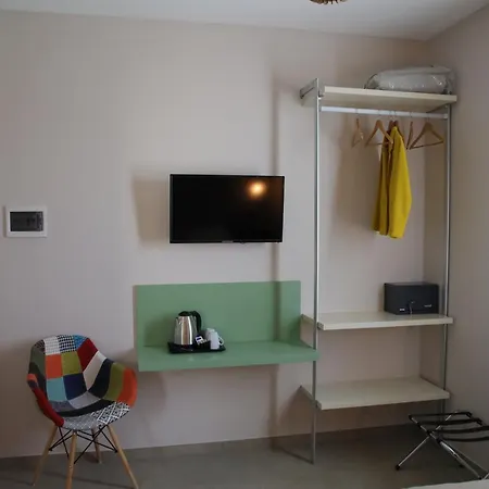 فندق مبيت وإفطار Valenti & Relax 4*