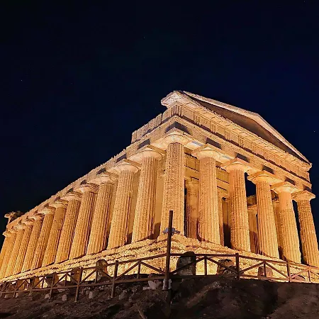 Valenti & Relax فندق مبيت وإفطار Villaggio Mosè